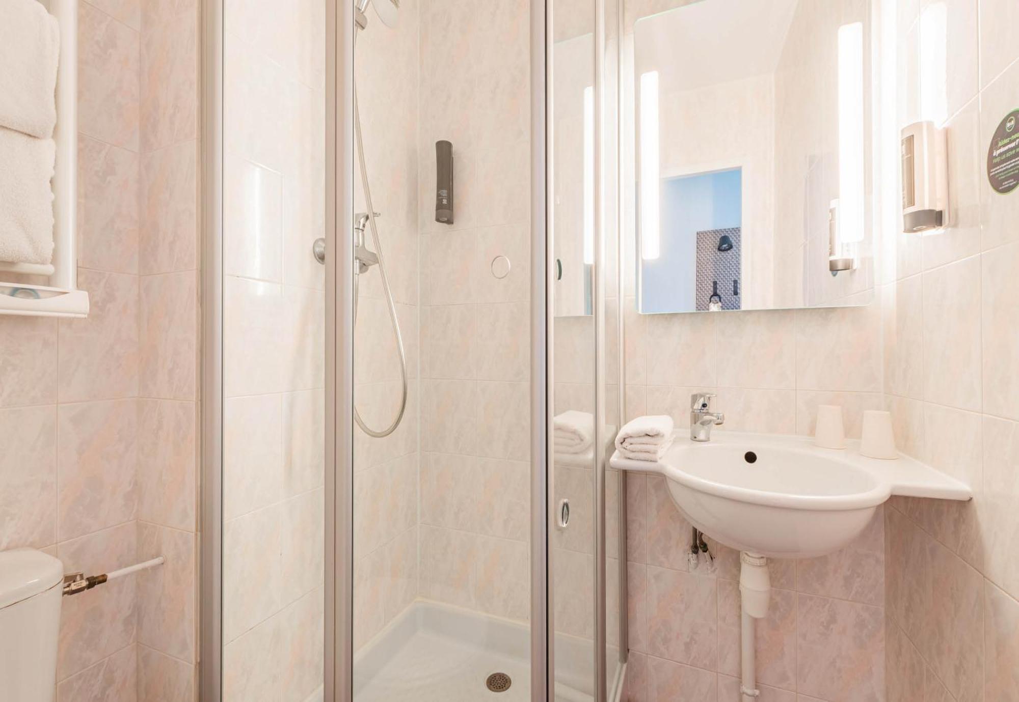 B&B Hotel Mulhouse Kingersheim Bagian luar foto